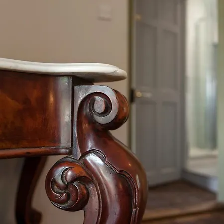 Charming Old Villa Coachford